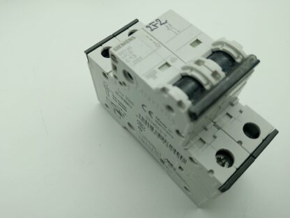Siemens 5SY4513-7 MCB C13 ~ 230V 1/N Sicherungsautomat – Bild 2