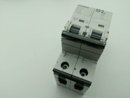 Siemens 5SY4513-7 MCB C13 ~ 230V 1/N Sicherungsautomat – Bild 3