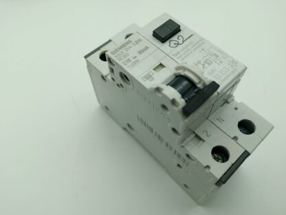Siemens 5SU1 354-1LB16 RCB0 C16 30mA ~ 230V FI/LS – Bild 4