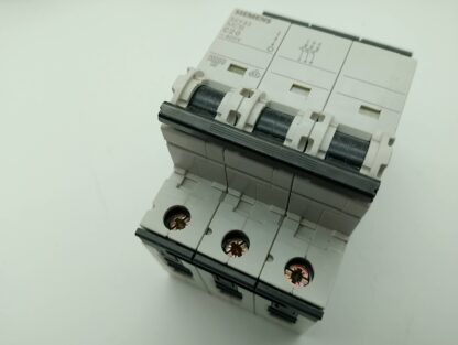 Siemens 5SY4320-7 MCB C20 ~ 400V Sicherungsautomat 3pol. – Bild 4