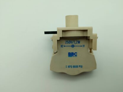 BBC 8706606 P10