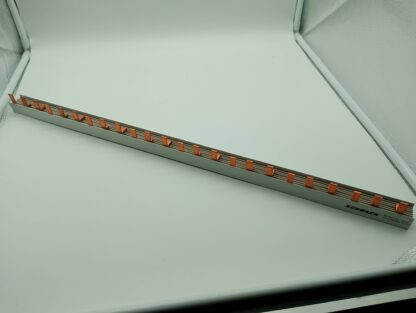 Schrack BS 00 143 T 27mm  30mm² IN125A   160A Stiftverschienung   länge 640 mm  3pol. – Bild 2