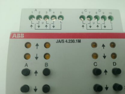 ABB i-bus EIB KNX JA/S 4.230.1M 230V 6A AC Jalousienaktor 4fach. m. Handbed  GH Q631 0064 R0111 – Bild 2