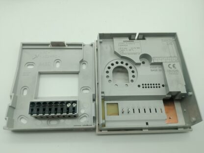 Siemens QAA24 Raumfühler  24V  IP30 – Bild 2