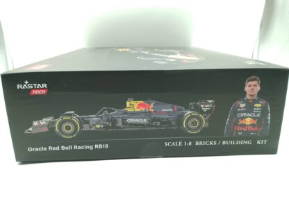 Rastar 92410 1:8 Red Bull F1 RB19 statische Version – Bild 4