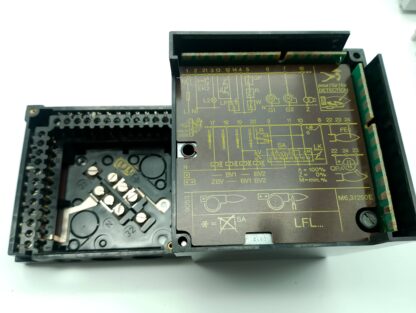 Landis & Gyr LFL1.322 220V-240V  50-60Hz/3,5VA Feuerungsautomat – Bild 3