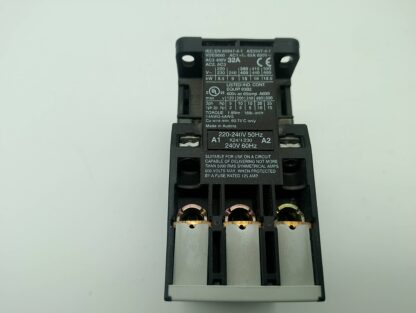 Schrack LA30323. Schütz 220-240V 50Hz/240V 60Hz – Bild 4