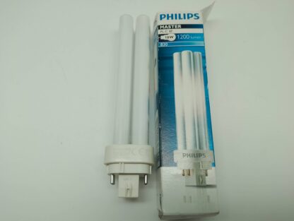 Philips Master PL-C 4P 18W 1200 Lumen  830 G24Q-2