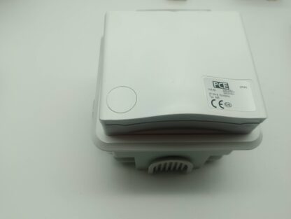 PCE Unterputzsteckdose Typ 885 16A-6h 5pol. IP44 mit Schriftfeld