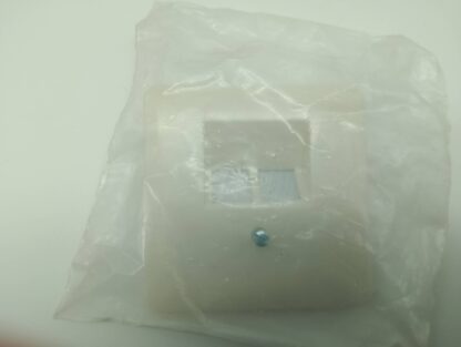 Jung 569-2UA Zentralstück Anschlussdose cremeweiß NEU