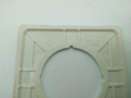 Jung TIP90 982-301 WV 2fach Rahmen cremeweiß NEU – Bild 4