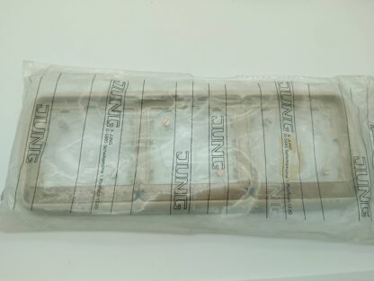 Jung TL983b 1983-301 3fach Rahmen waagerecht NEU