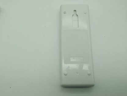 Toshiba WH-H07EE Fernbedienung mit Wandhalterung – Bild 3