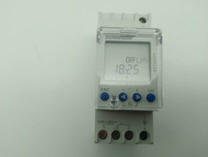 Schrack BZT28371  6010870 Zeitschaltuhr 220~230V