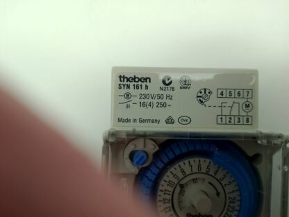 Theben SYN 161h 230V 50Hz Zeitschaltuhr – Bild 3