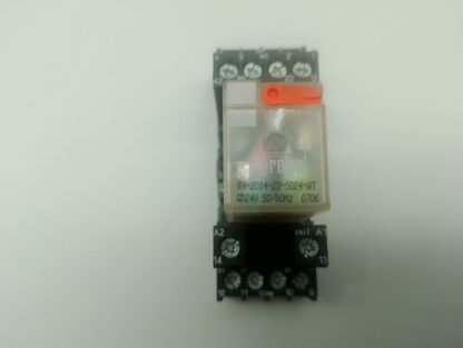 Relpol R4-2014-23-5024-WT 24V 50/60Hz Relais mit Sockel