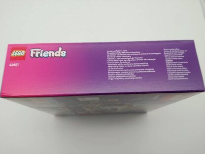 LEGO Friends 42651 Tierarztpraxis für Pferde und Haustiere – Bild 7
