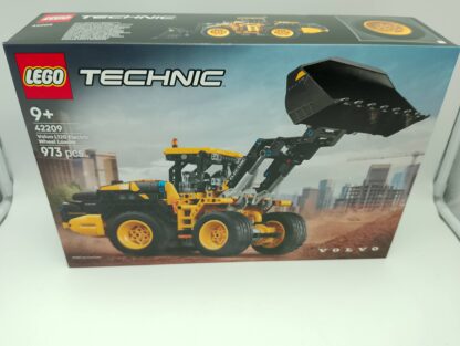 LEGO Technic 42209 Volvo L120 Electric Radlader