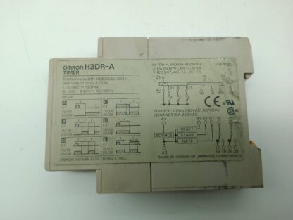 Omron H3DR-A Zeitrelais 100-240V~ 50/60Hz  t: 0,1s-120hrs – Bild 3