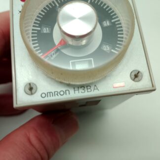 Omron H3BA Timer Zeitschaltuhr 200/220/240V~50/60Hz