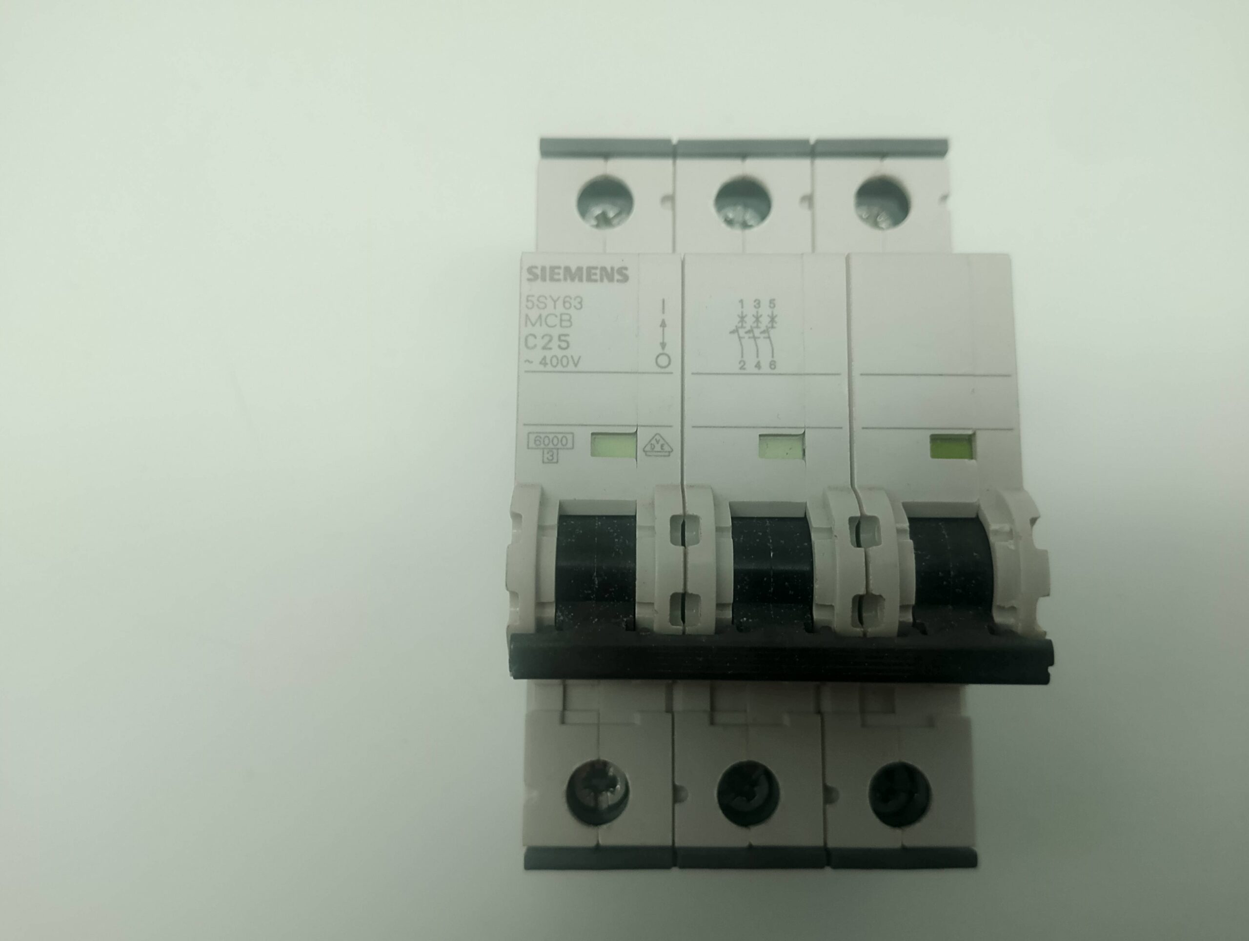 Siemens 5SY63 MCB C25  400V~  6kA  5SY6325-7 Sicherungsautomat 3pol