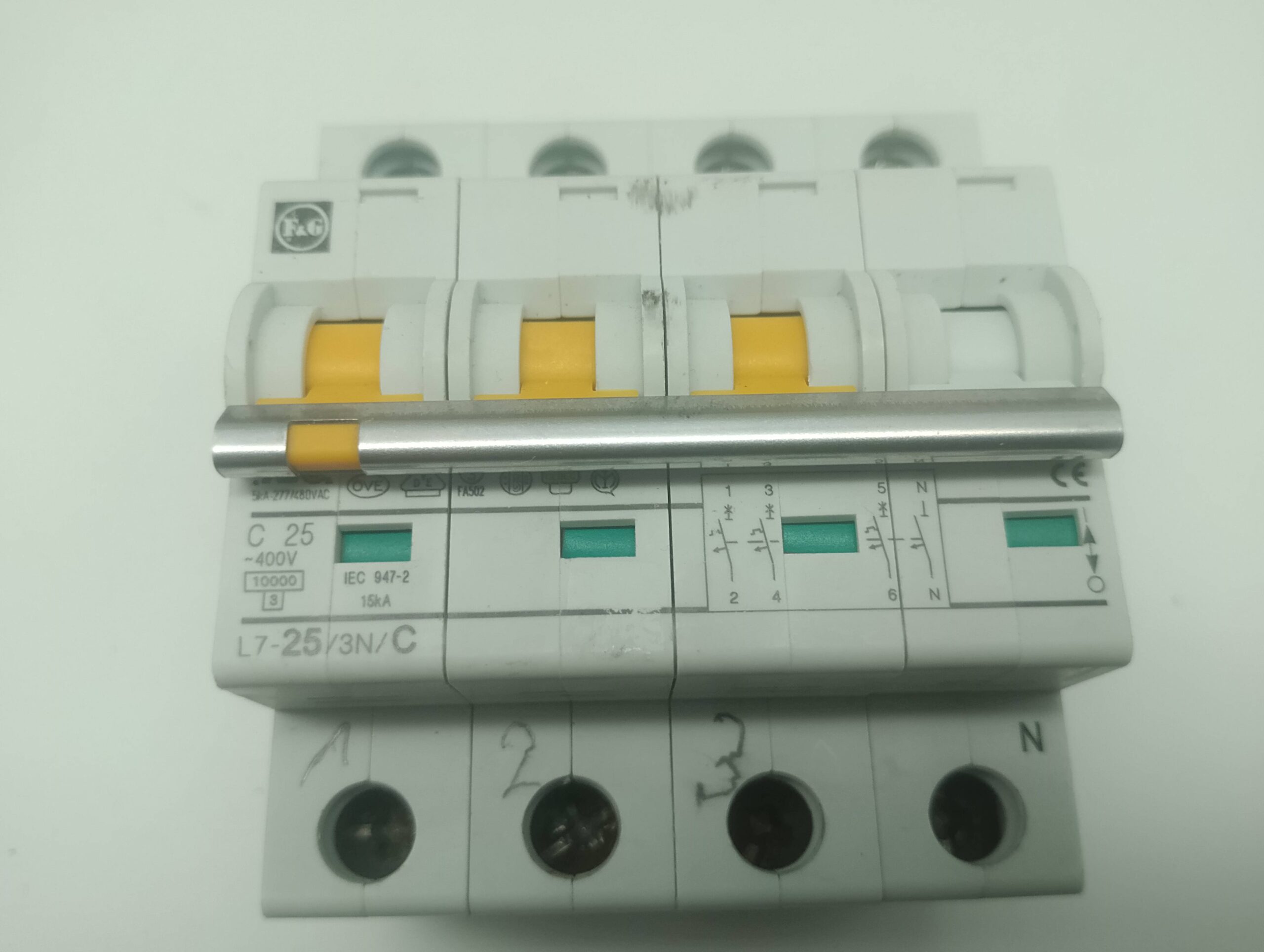 F&G L7-25/3N/C Sicherungsautomat