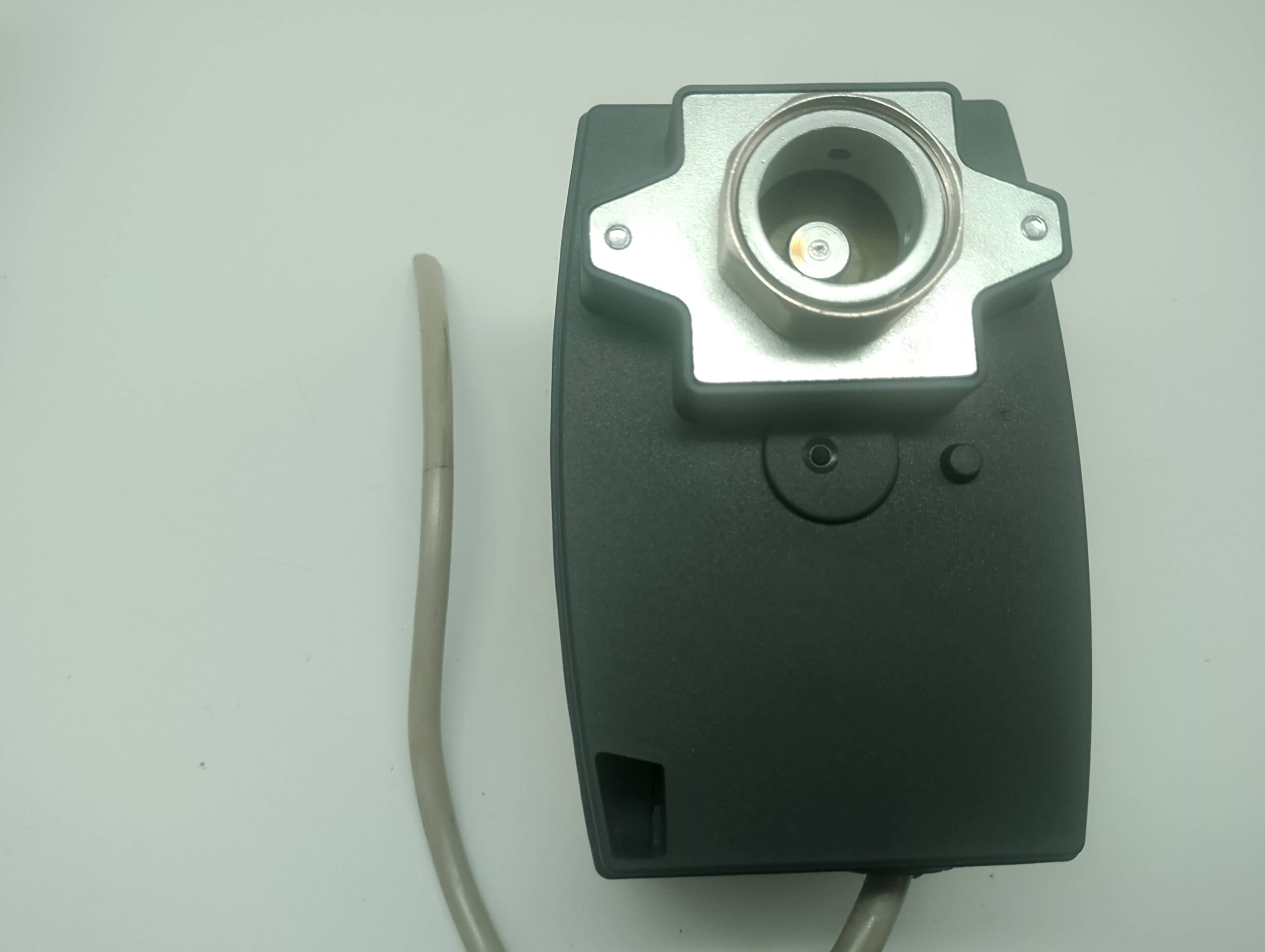 Danfoss Type: AMV 10 082G3001 230V~ 50Hz Stellantrieb – Bild 4