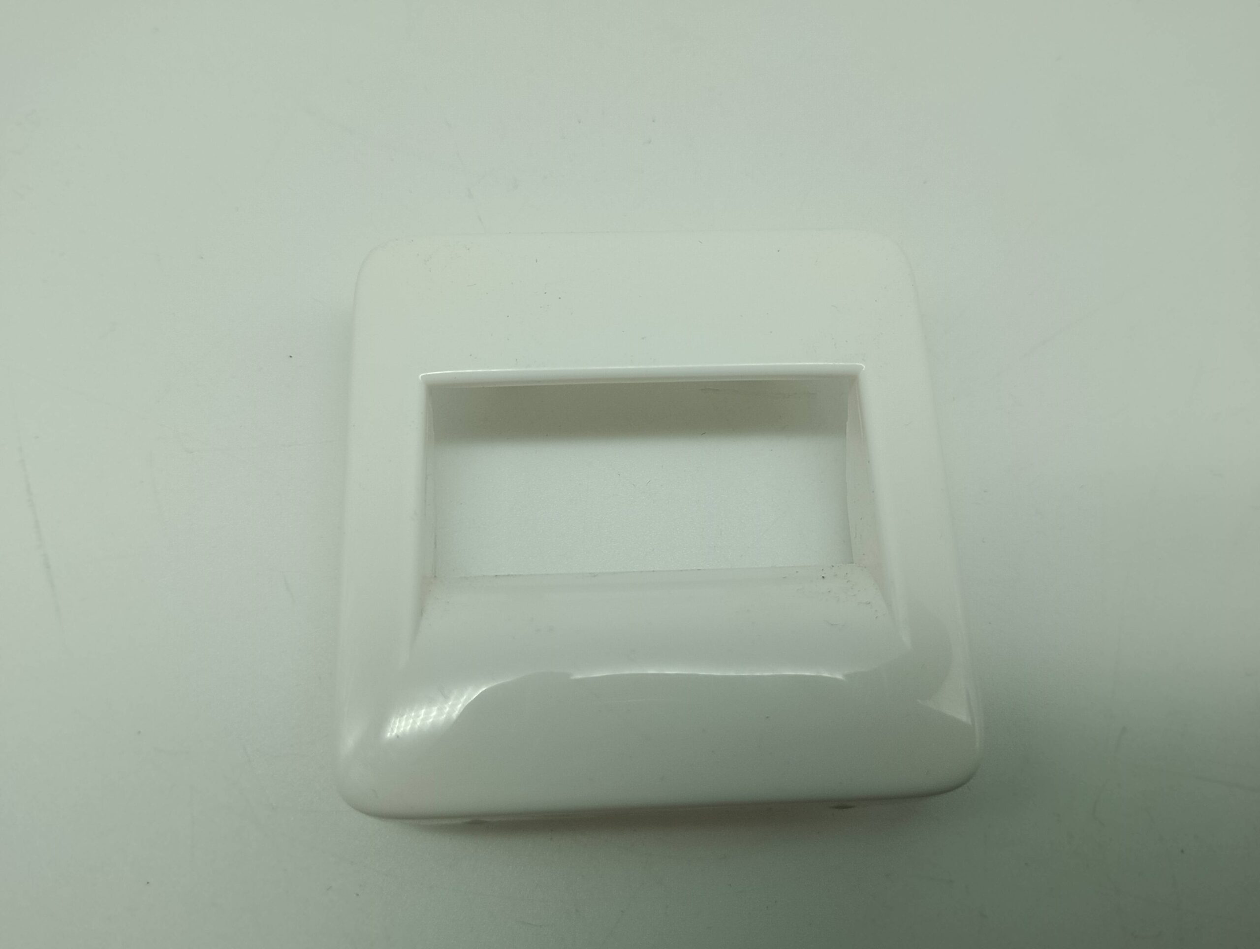 Legrand 776275 Creo 13w08 weiß Abdeckung Zentralstück