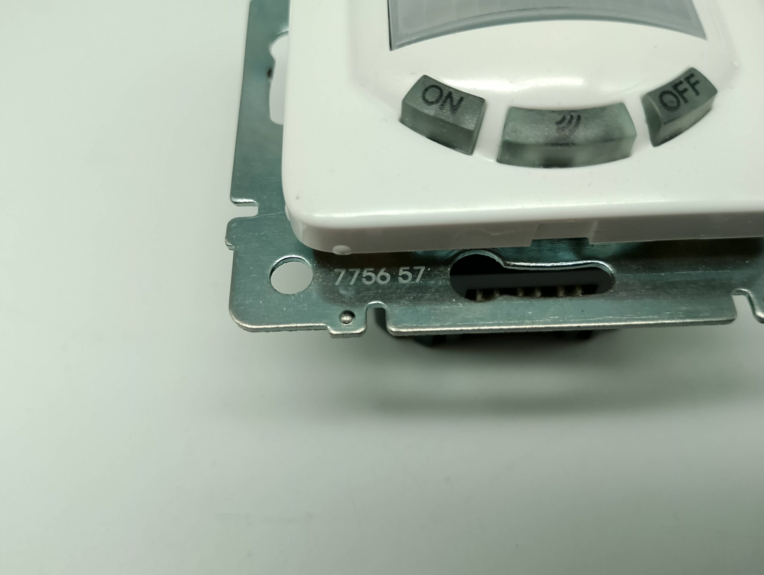 Legrand 775657 Bewegungsmelder 100-240V~ 5A Maxi – Bild 2