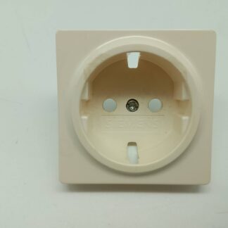 Siemens 5UB1 Steckdoseneinsatz /Zentralstück elektroweiß