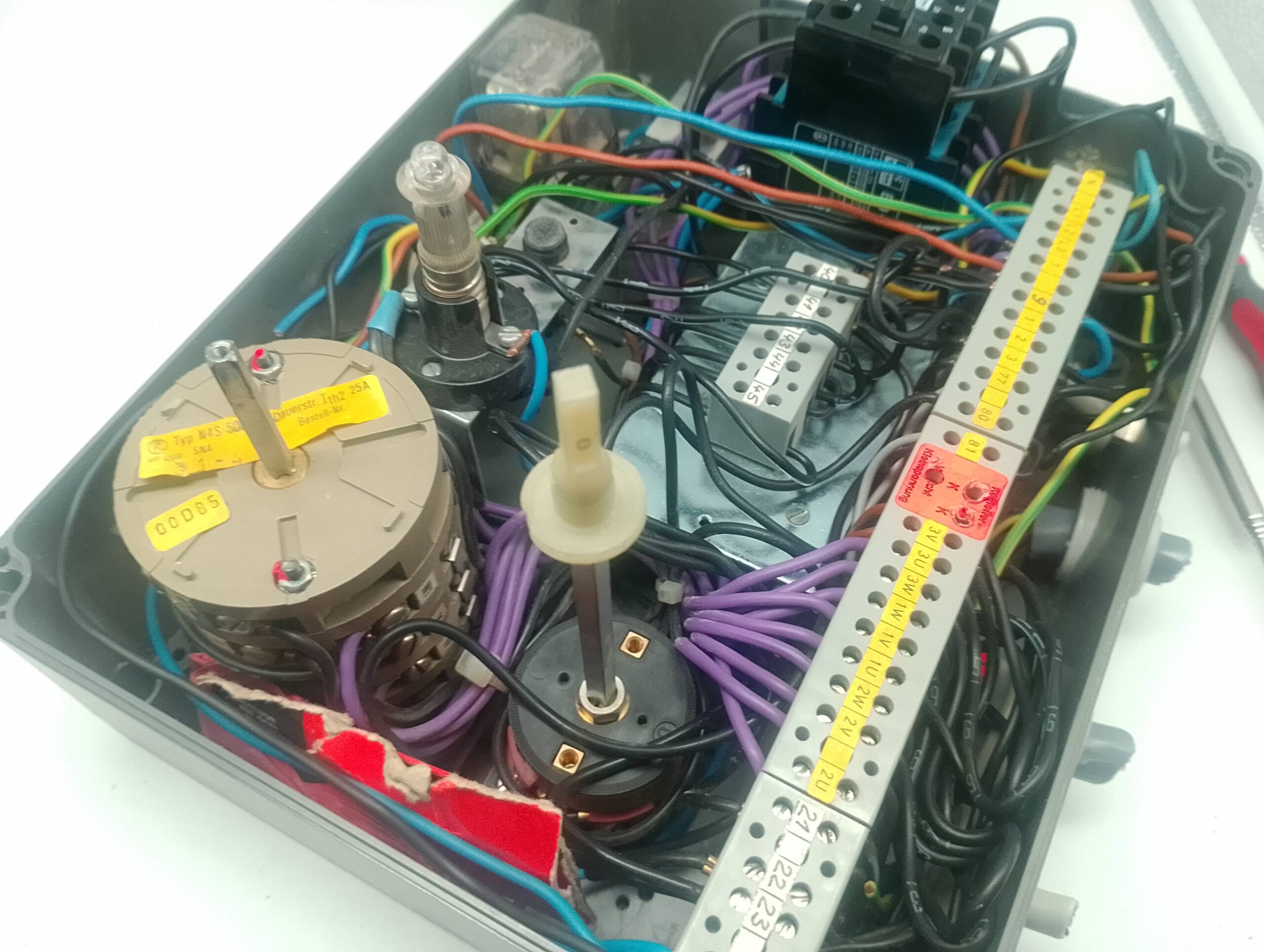 Gea Happel Typ 984.700 C/3, ~380V Lüfter/Heizung Steuerung, Ersatzteil – Bild 9