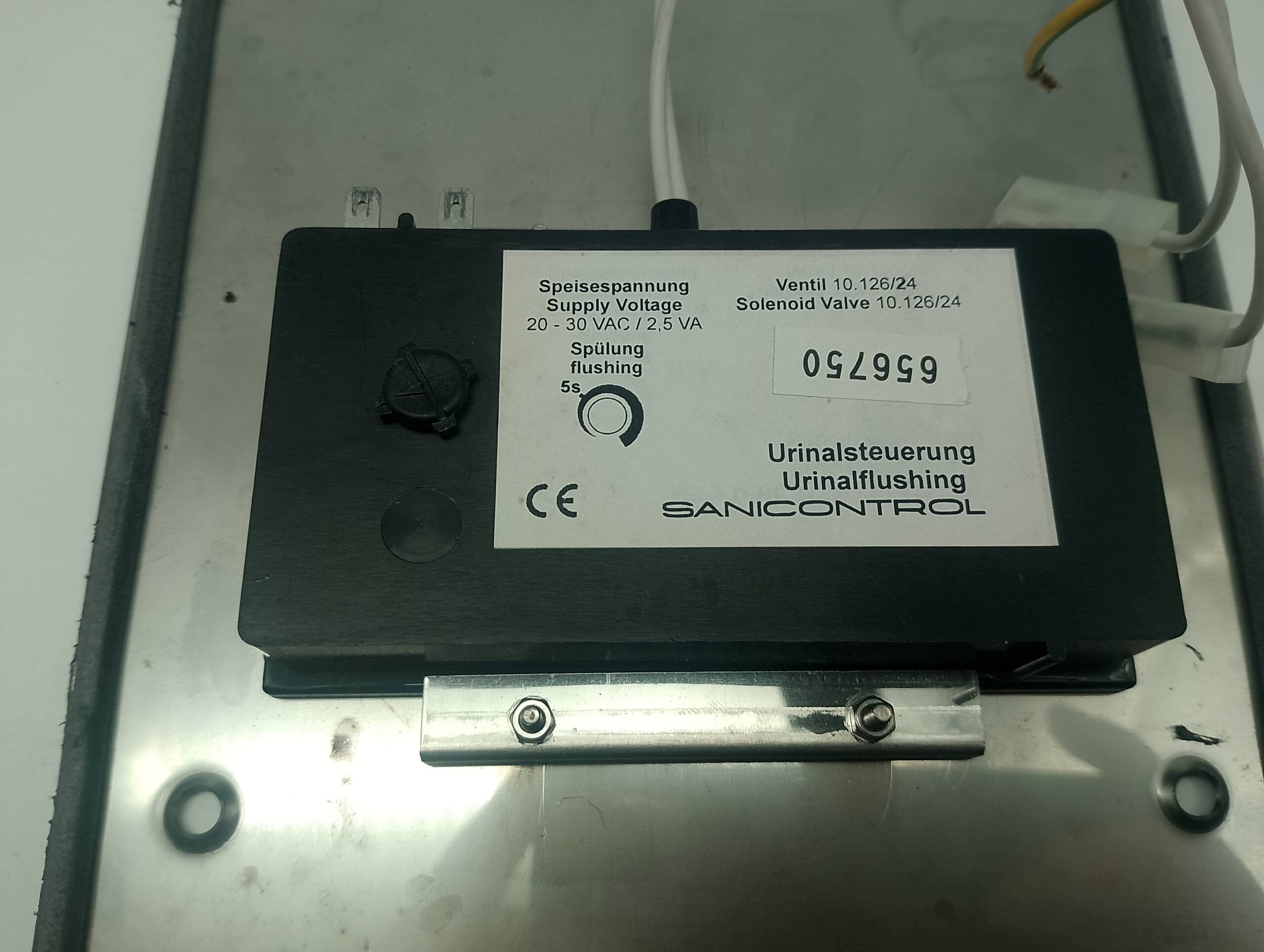 Mepa Sanicontrol Urinalsteuerung Urinalflushing Speisespannung Supply Voltage 20-30VAC/2,5 Ventil 10.126/24 Solenoid Valve 10.126/24 – Bild 4