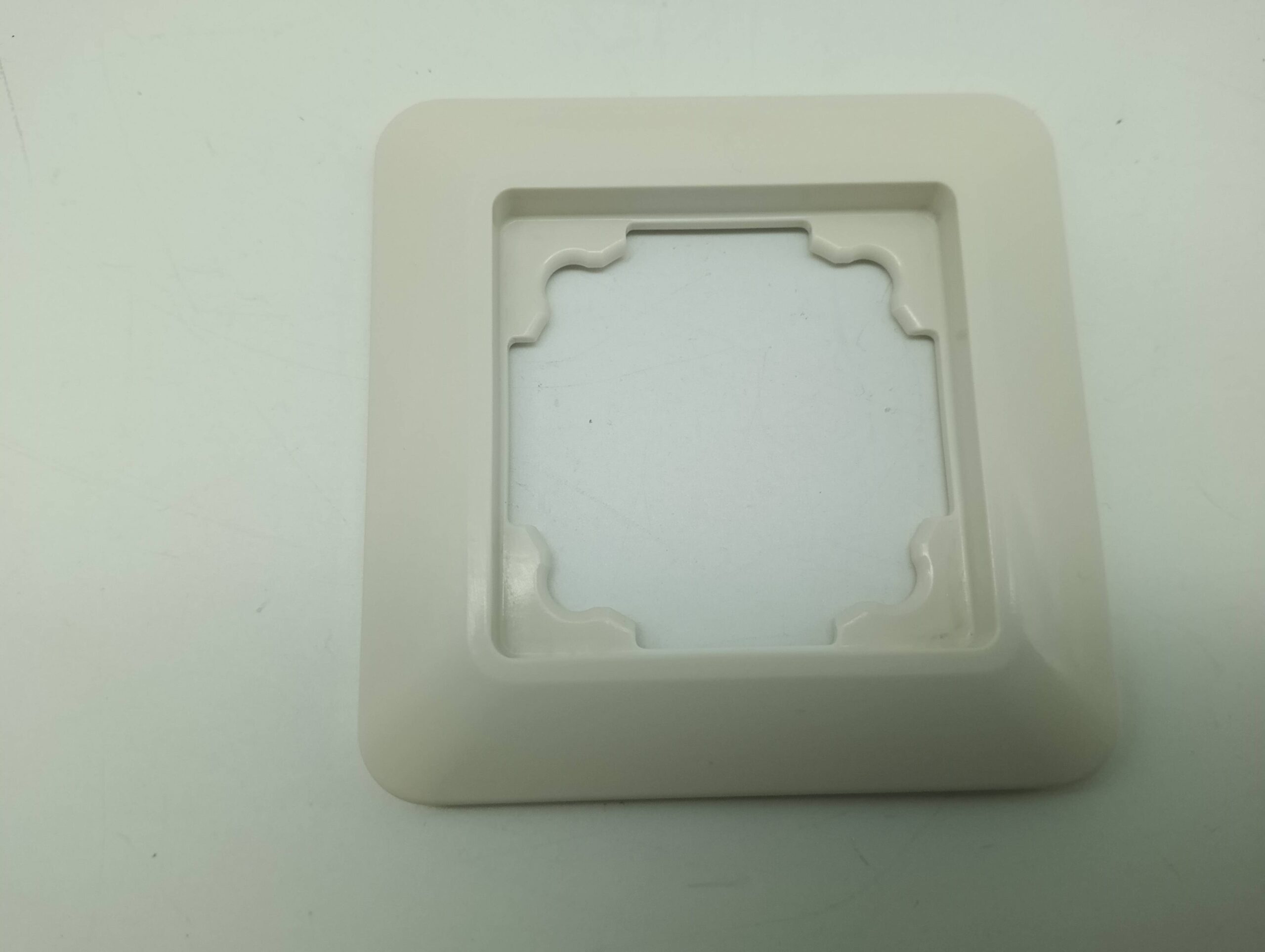 Legrand Diplomat 85051 1fach Rahmen cremeweiß