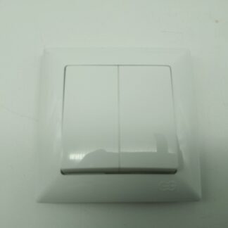 Gunsan Visage Serienschalter Wippe weiß