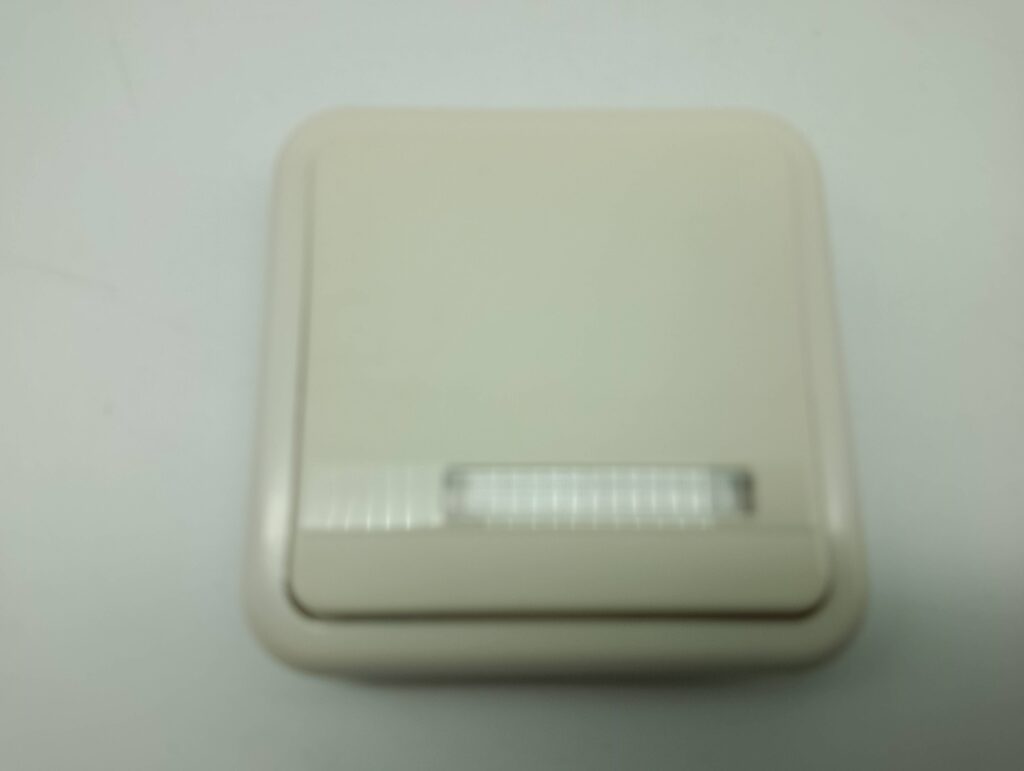 Bloc Audio Legrand Diplomat – 40886 – Pour Installations Sonores – Neuf (léger Défaut)