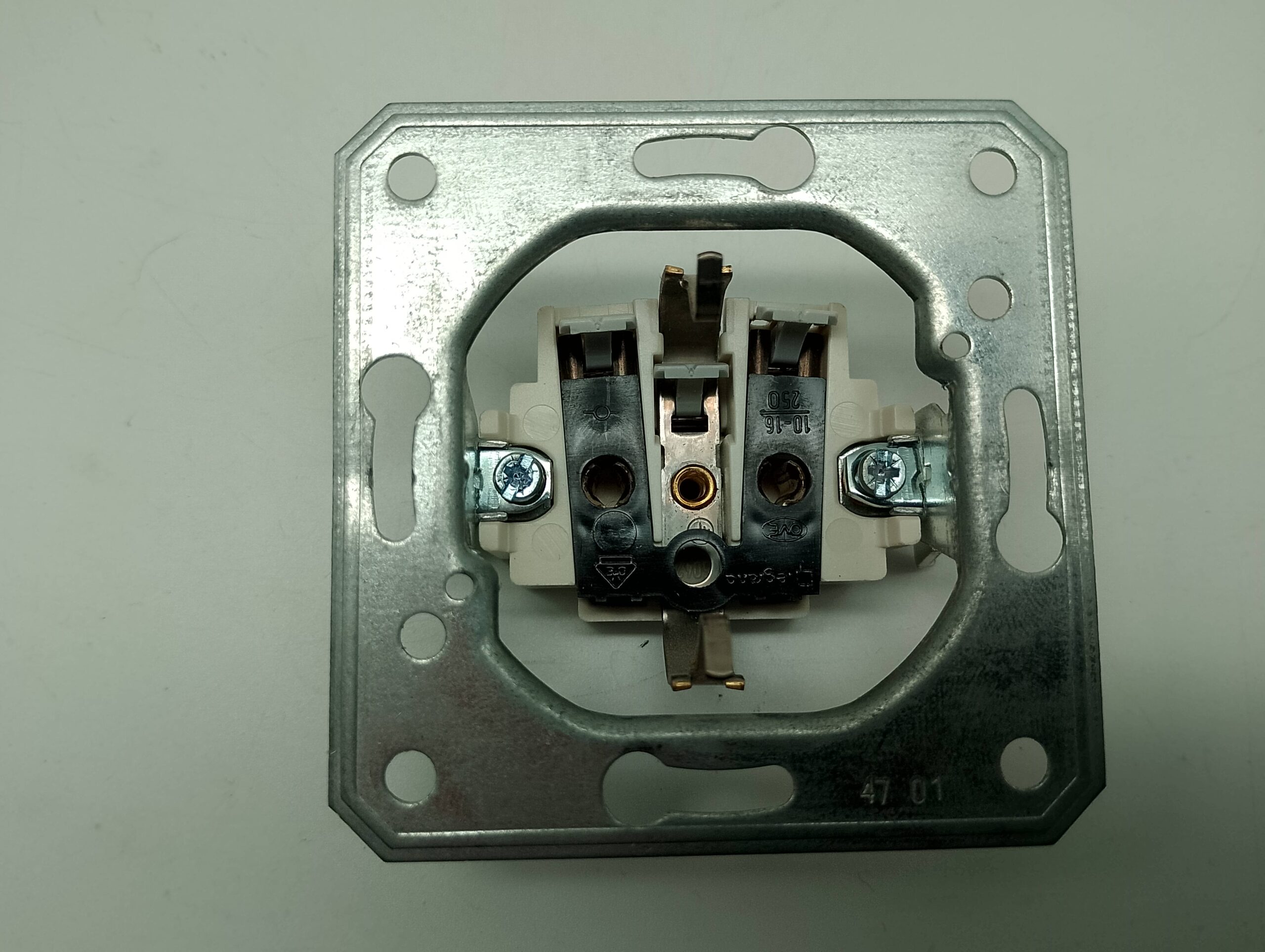 Legrand Steckdose 85000