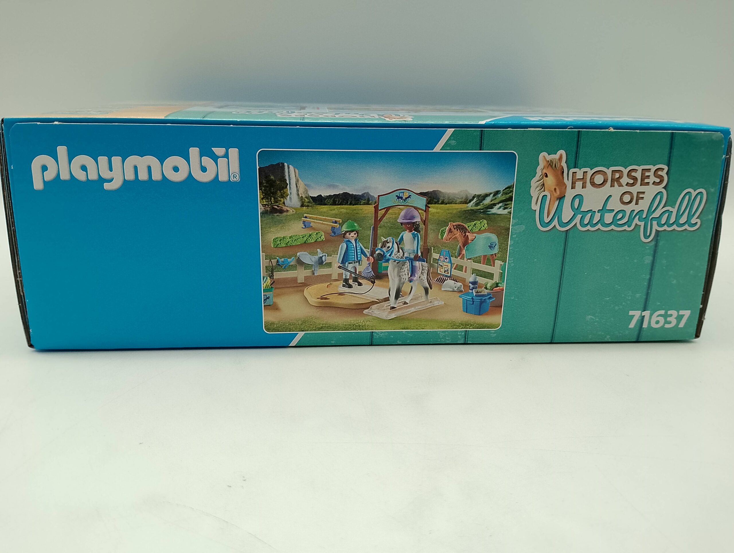 Playmobil 71637 Moderne Reitschule – Bild 3