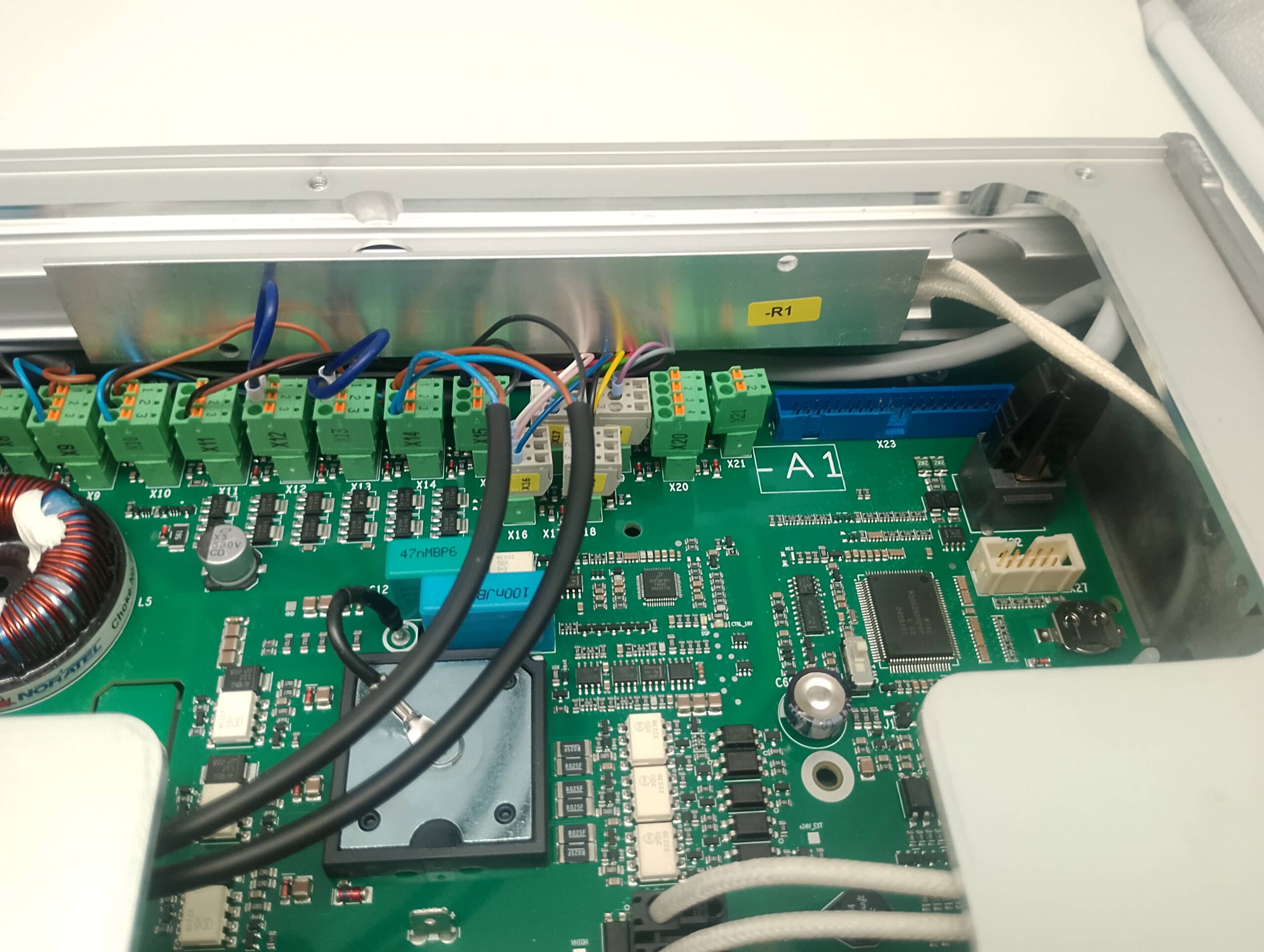 Albany Assa Abloy Torsteuerung Typ MCC RR 300 Plus 480VAC 50/60Hz 3 Phase 8FLA Leistung max. 3KVA, IP55 – Bild 19