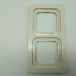 Busch und Jäger Duro 2000, 2102 Allwetter cremeweiß 2fach Rahmen 0422-4-3858 Senk/Waagerecht WLX-Kombi NEU