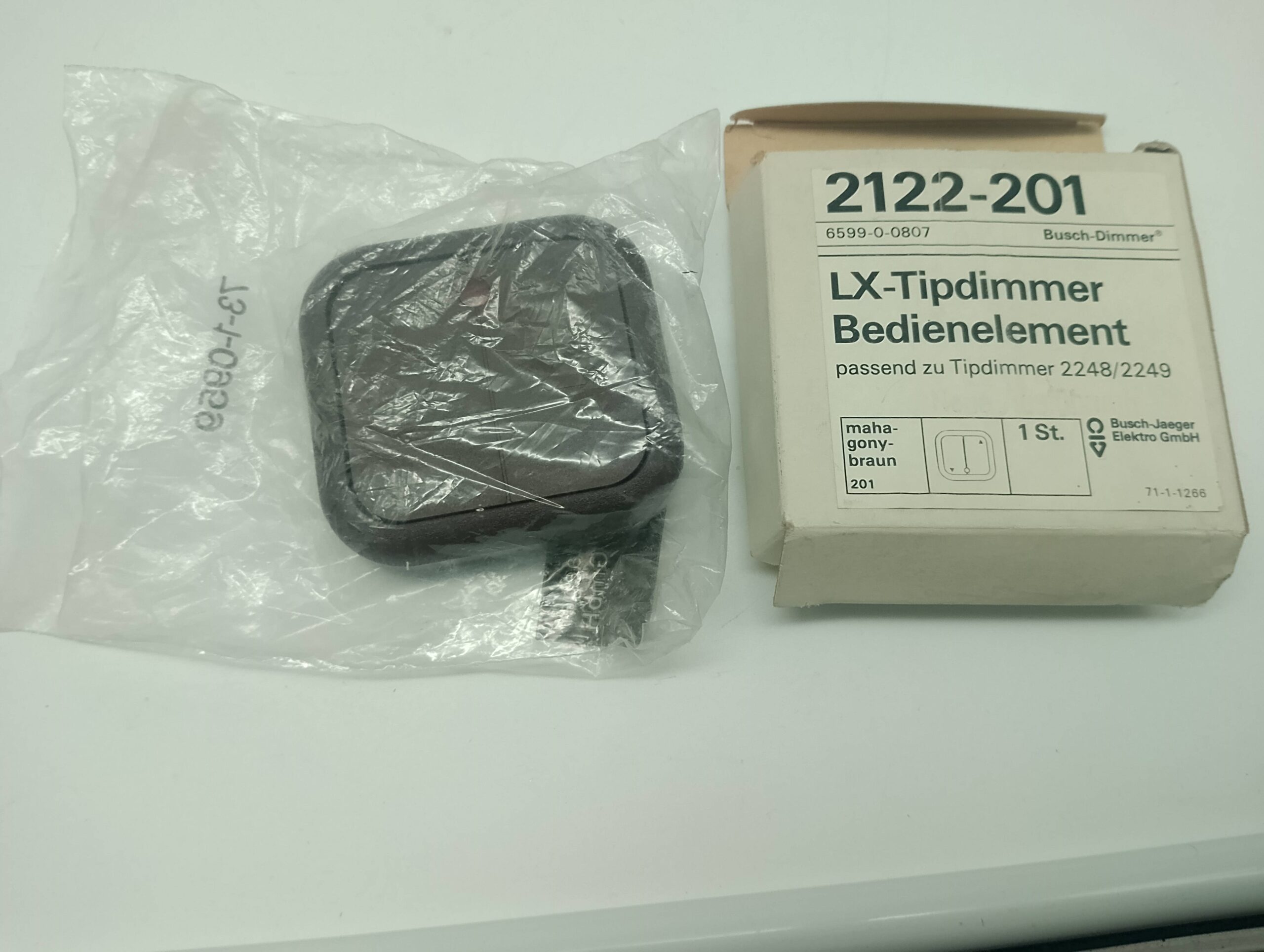 Busch und Jäger 2122-201 6599-0-0807 2122-200...2xx LX-Tipdimmer mahagonybraun NEU – Bild 3