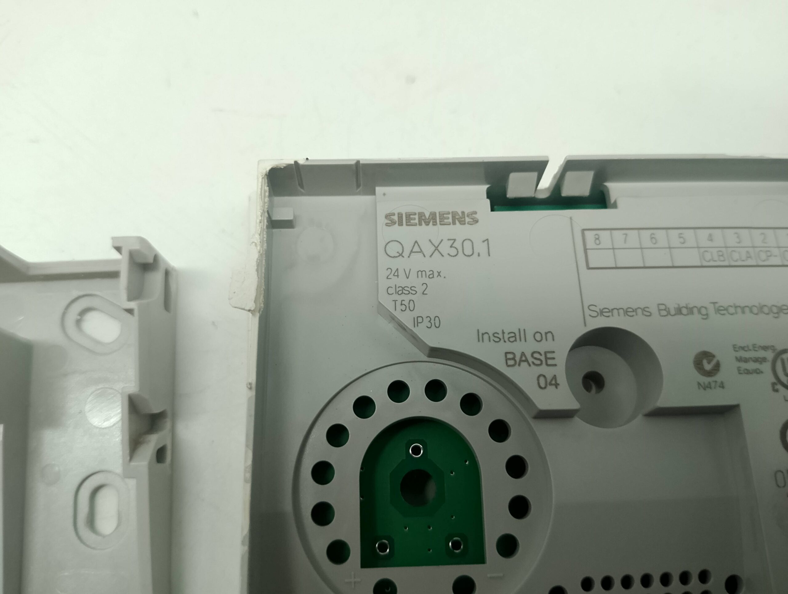 Siemens QAX30.1 Raumregler – Bild 3