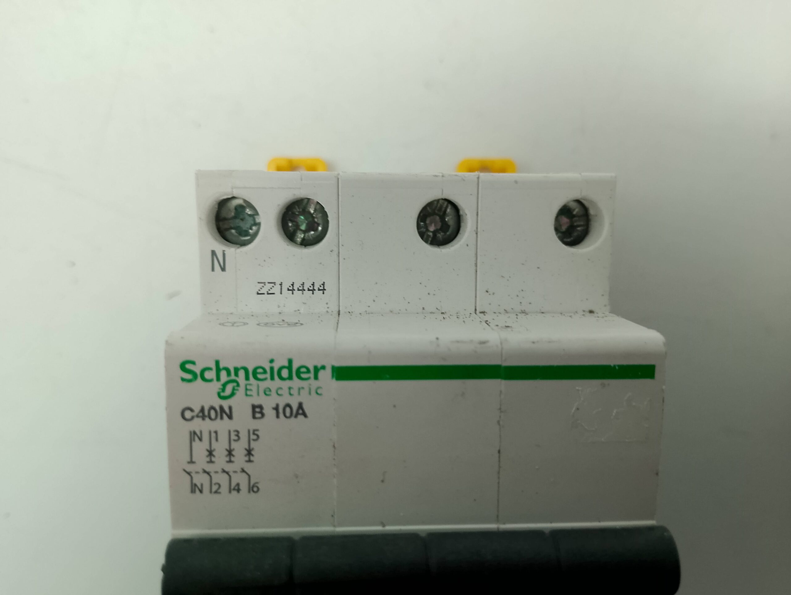Schneider Electric A9N17554 Sicherungsautomat 3pol. C40N, B10A – Bild 5