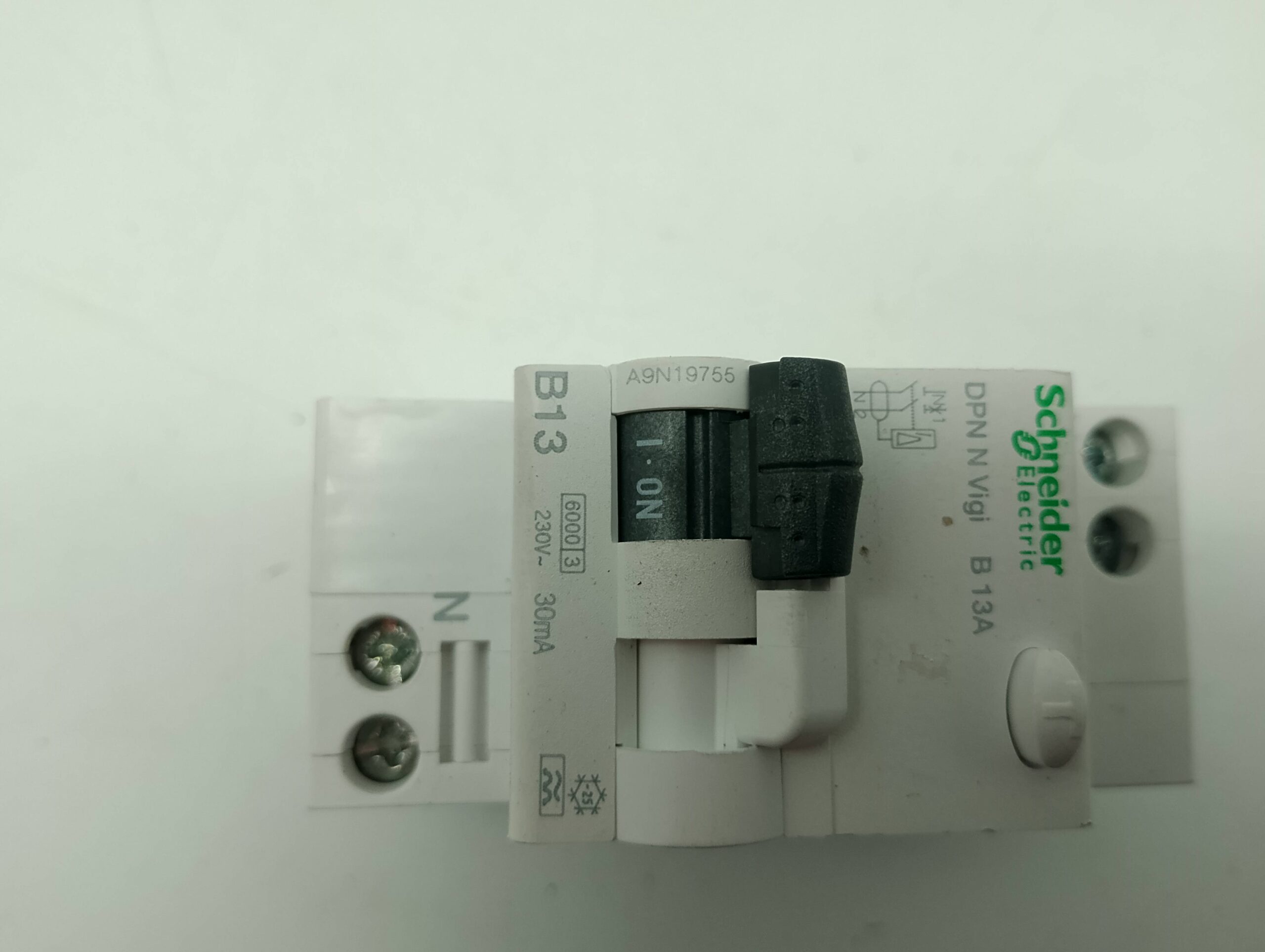 Schneider Electric A9N19755 FI/LS DPN N Vigi B13A 30mA – Bild 3