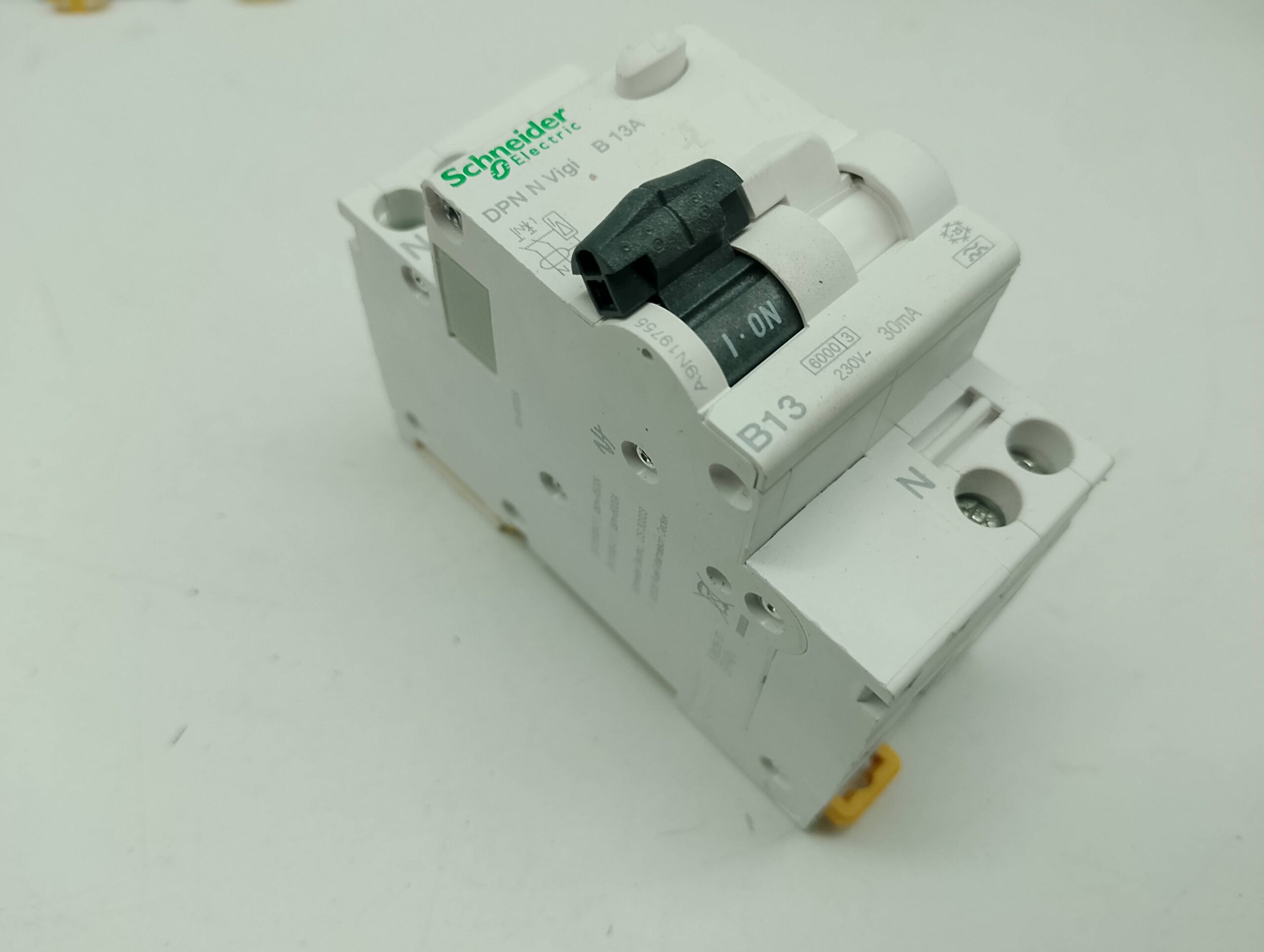 Schneider Electric A9N19755 FI/LS DPN N Vigi B13A 30mA – Bild 4