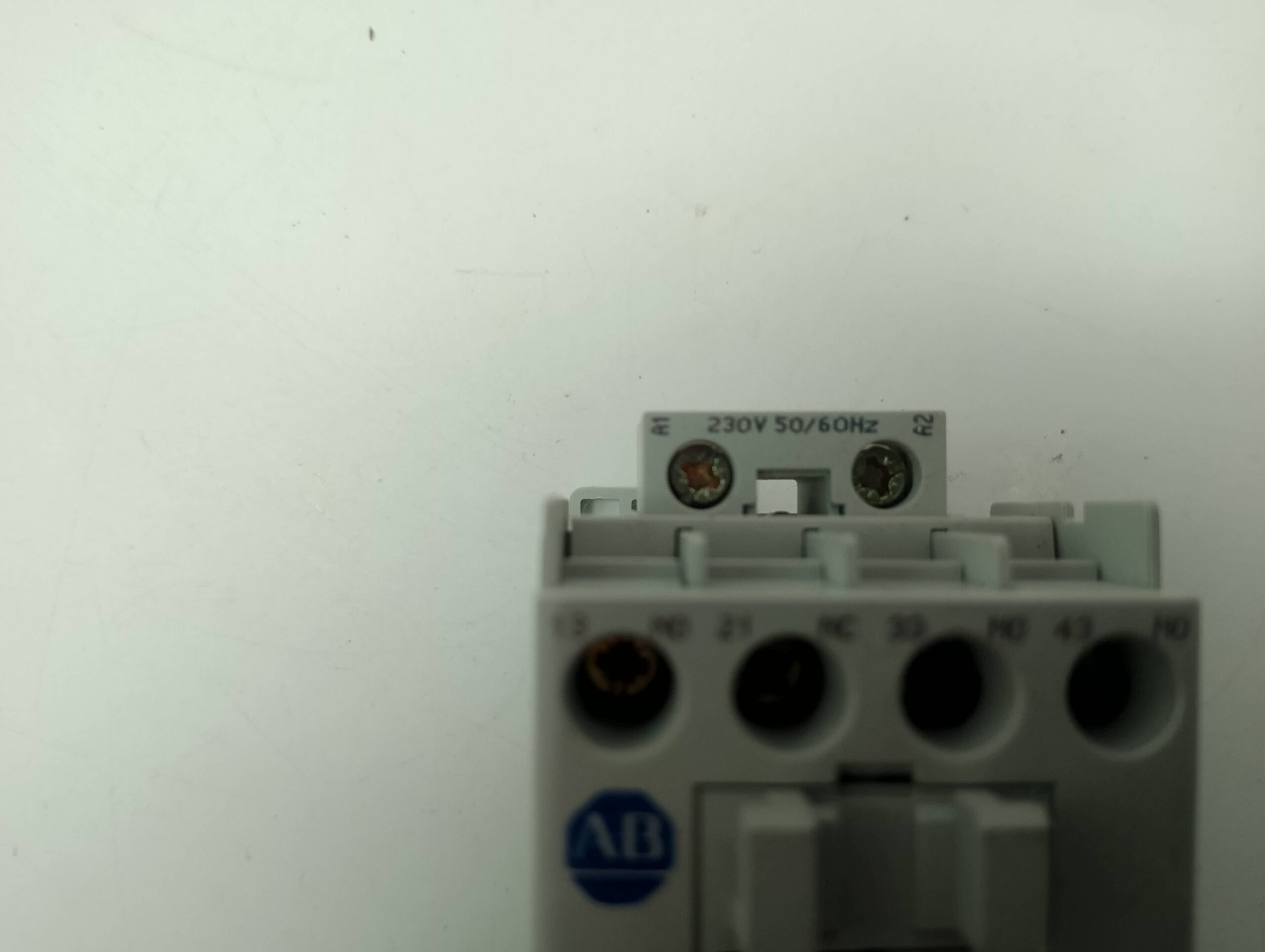 AB Allen Bradley Schütz 100-C12*10A 230V 50/60Hz – Bild 2