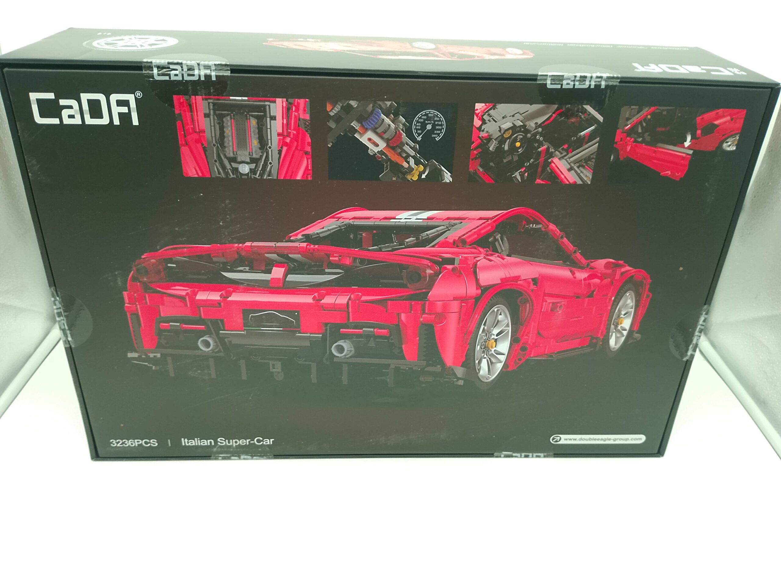 CaDA C61043W MASTER Red Super Car 1:8 statische Version – Bild 3