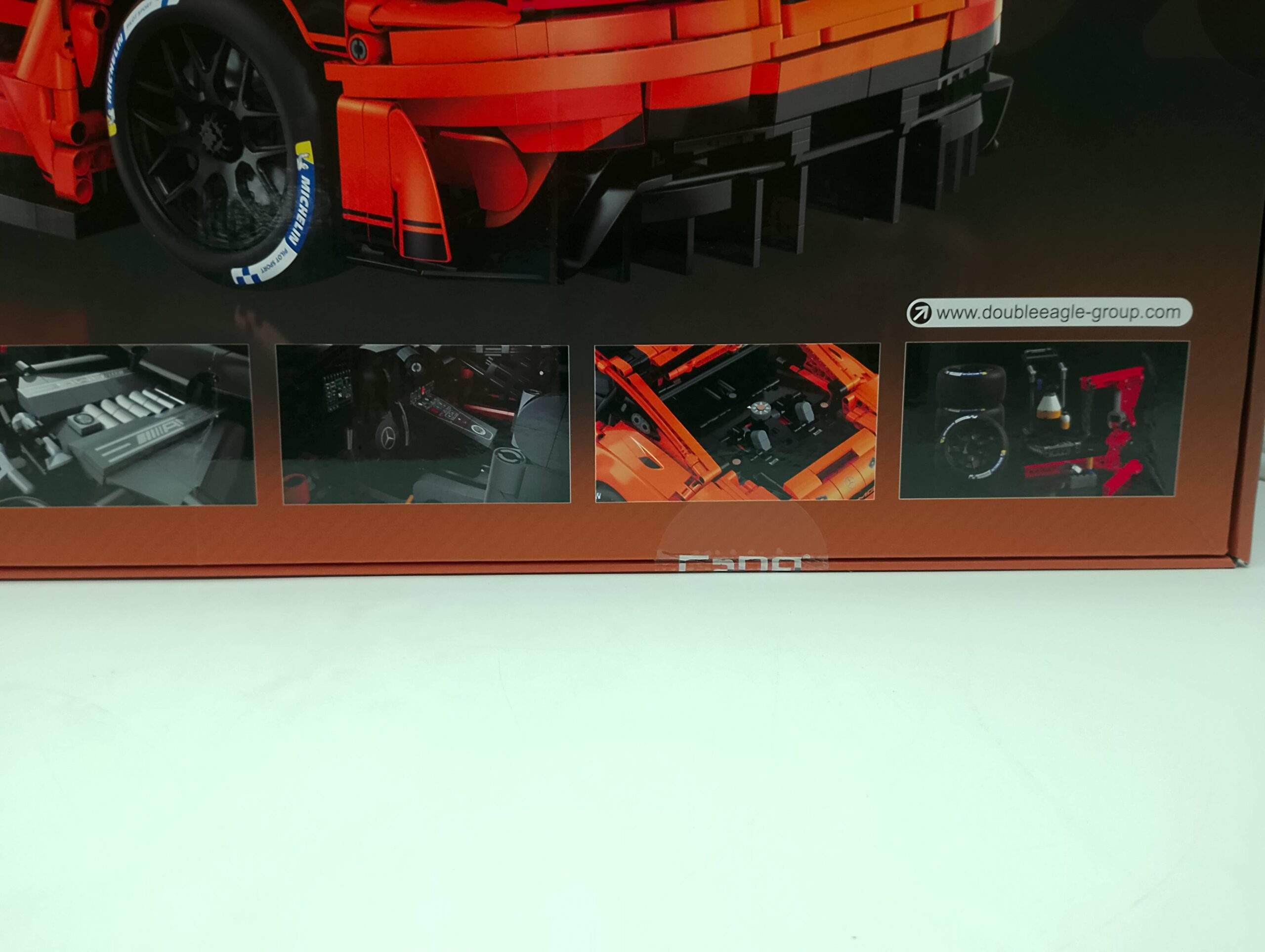 CaDA C64008W Mercedes AMG GT3 statisch – Bild 5