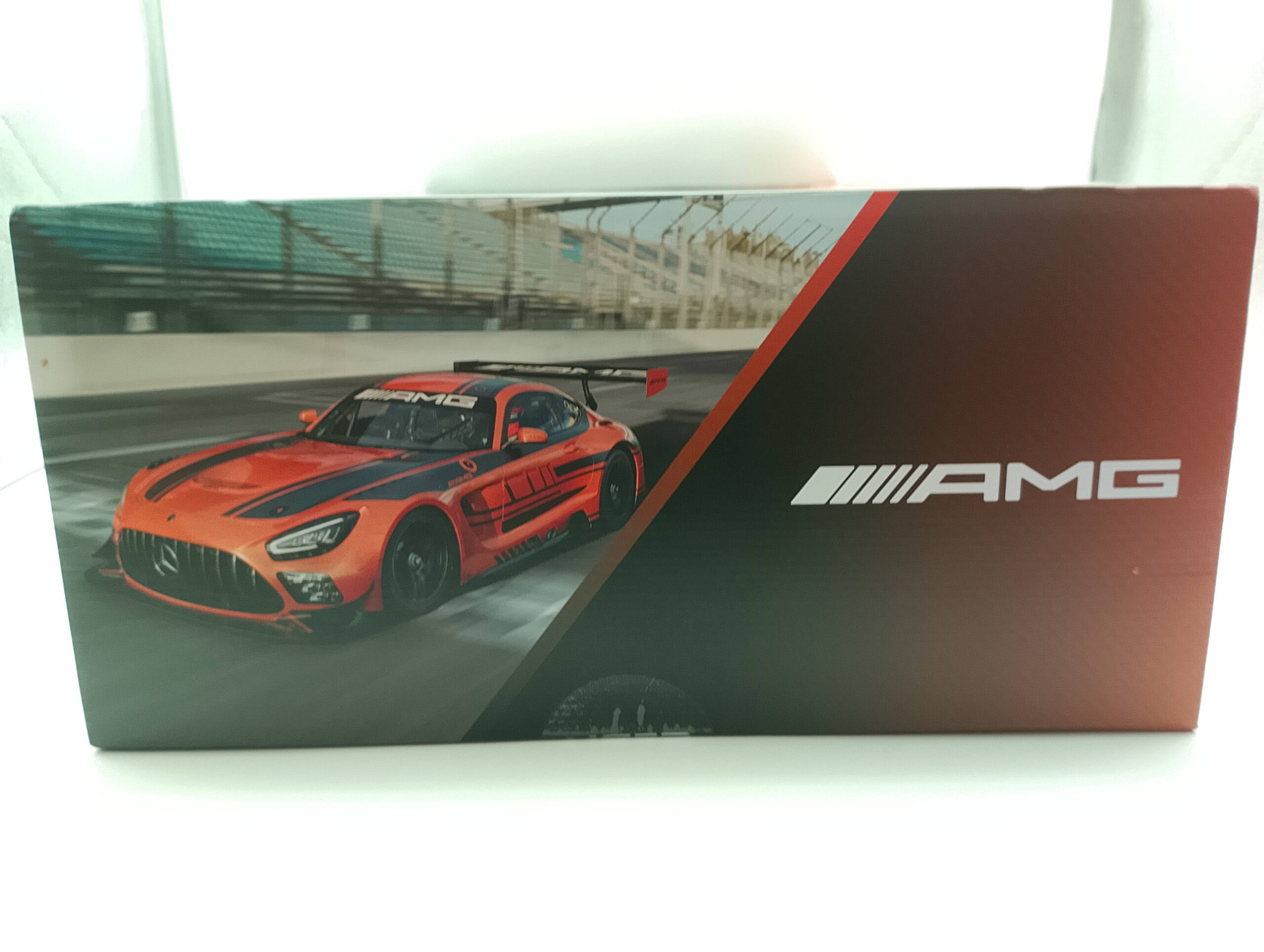 CaDA C64008W Mercedes AMG GT3 statisch – Bild 9