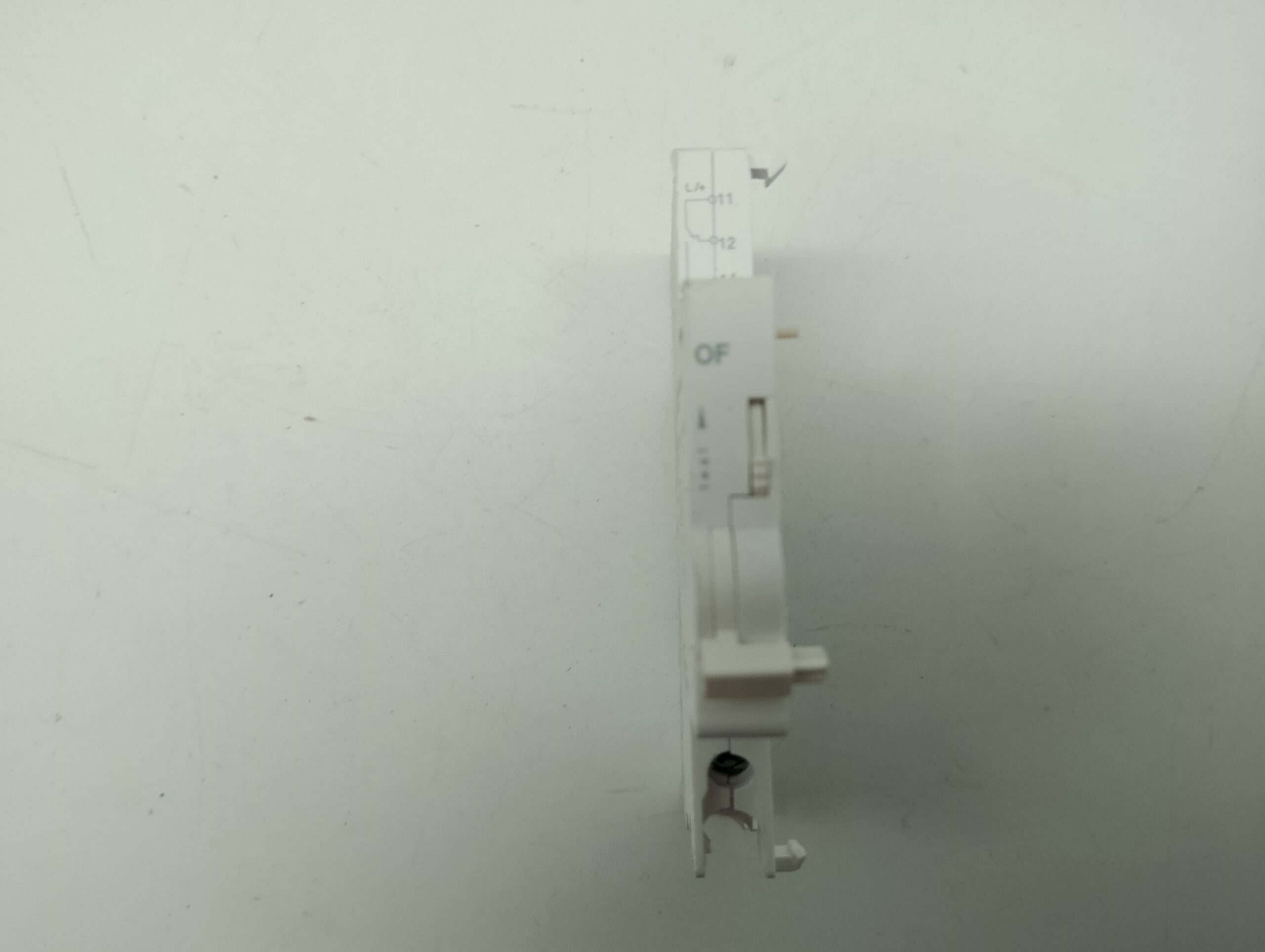 Schneider A9N26924 Hilfsschalter OF