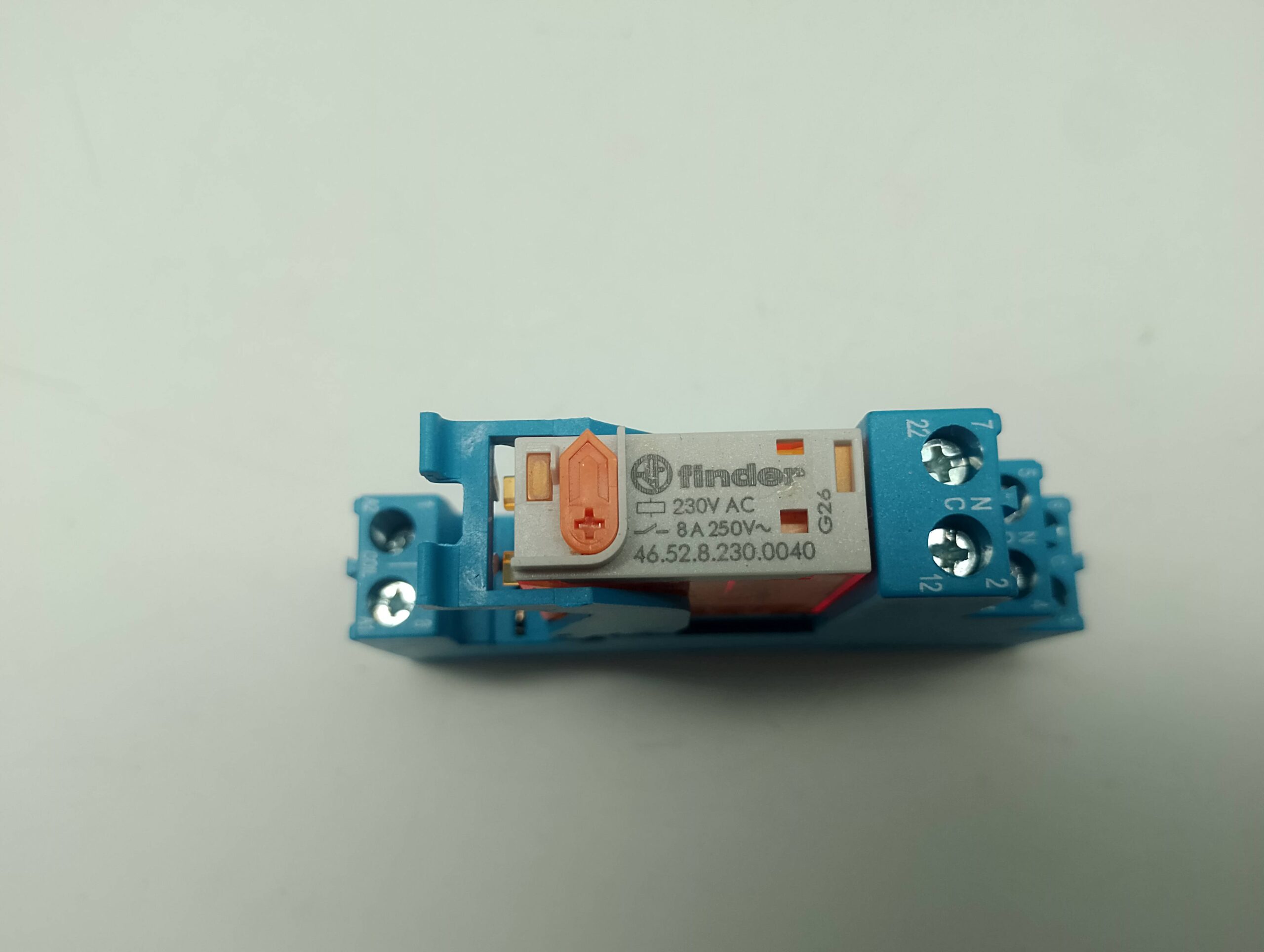 Finder 46.52.8.230.0040 Relais 230V AC 8A 250V Sockel 97.02 – Bild 2